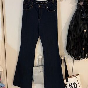 Abercrombie & Fitch Ladies bootcut dark wash Jeans,10R